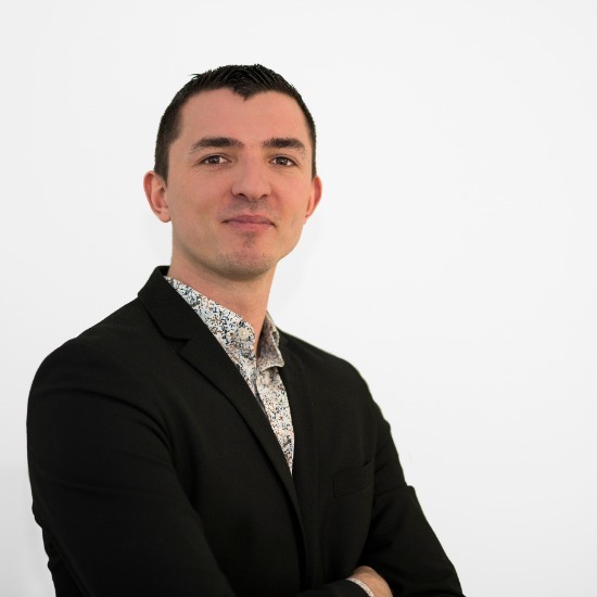 Photo de l'agent en charge du bien
