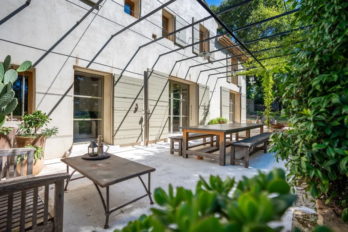 Photo 3 - Maison 10 pièces à Aix-en-Provence (13100) - 375m2 + maison d'amis - Vue Dégagée et Parc de 5000m2