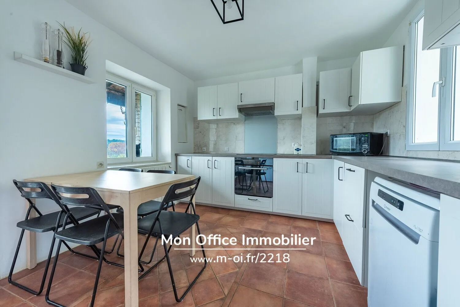 Photo 2 - Maison type 5 sur 2 niveaux sur Ponteves parcelle 6 600M2
