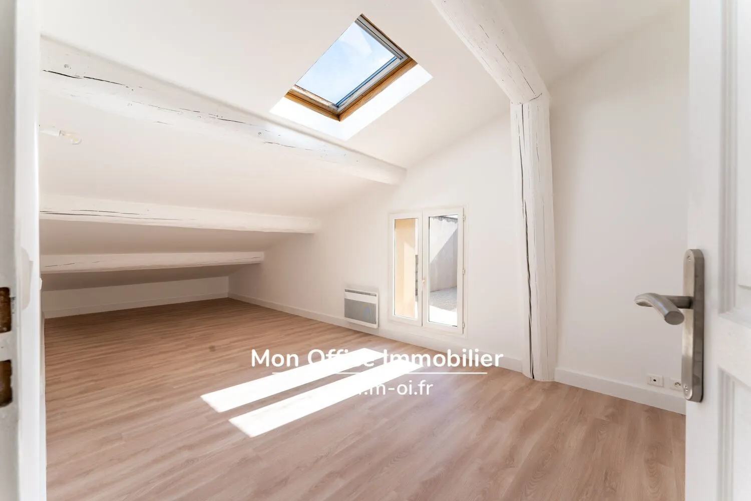 Photo 3 - Appartement 3 pièces à Pertuis (84120)