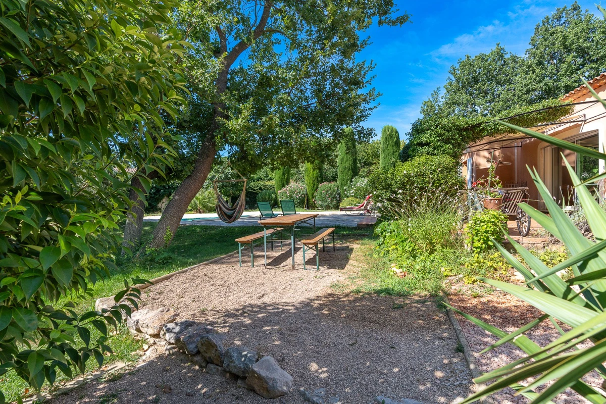 Photo 4 - Maison Aix-en-Provence (13540) - Jardin arboré avec piscine - Appartements indépendants 