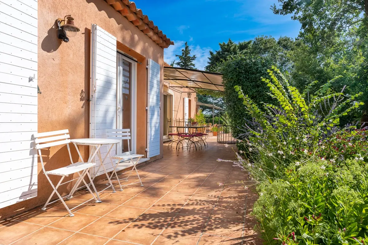 Photo 4 - Maison Aix-en-Provence (13540) - Jardin arboré avec piscine - Appartements indépendants 