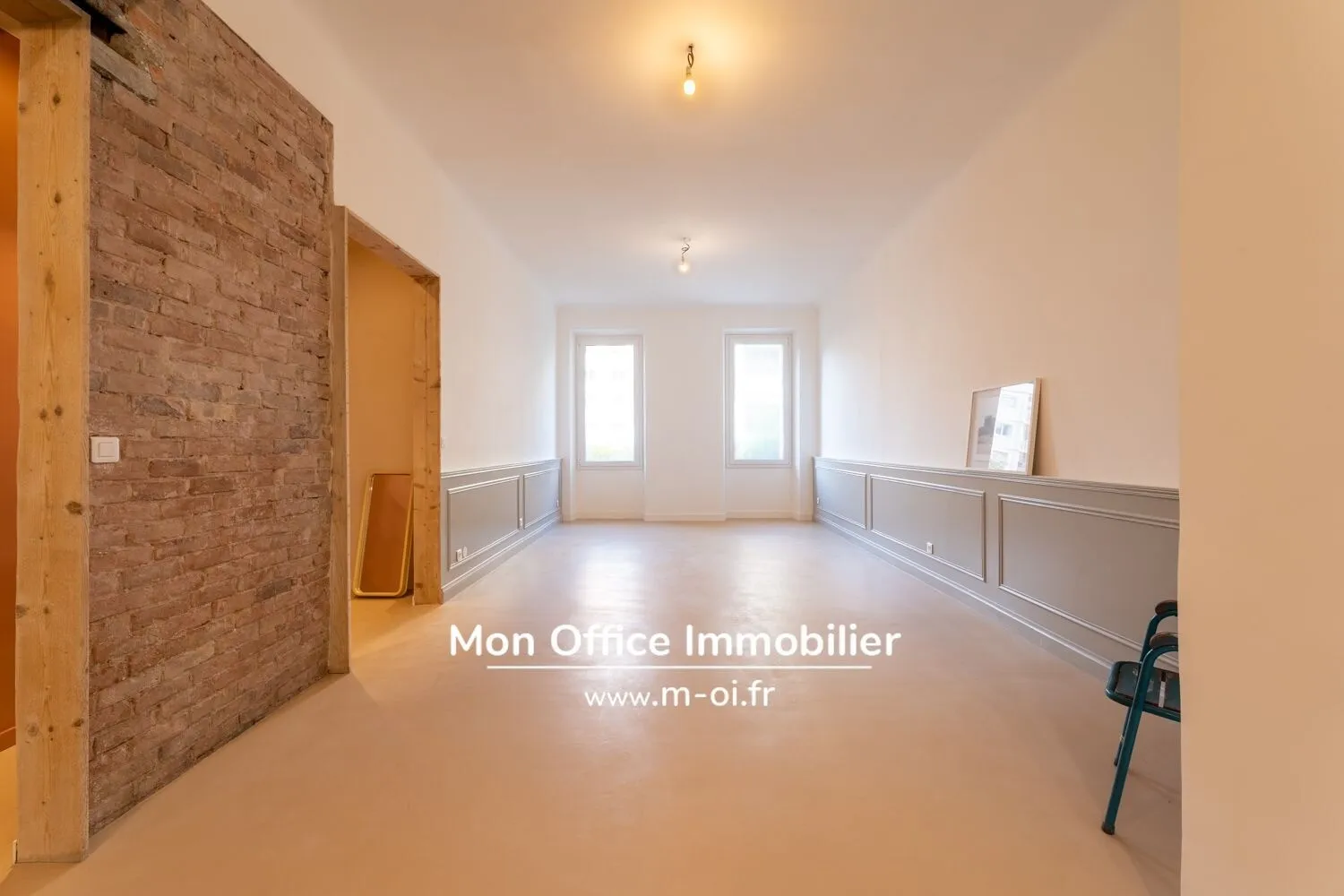 Photo 1 - Local Professionnel 3 pièces à Marseille (13007)