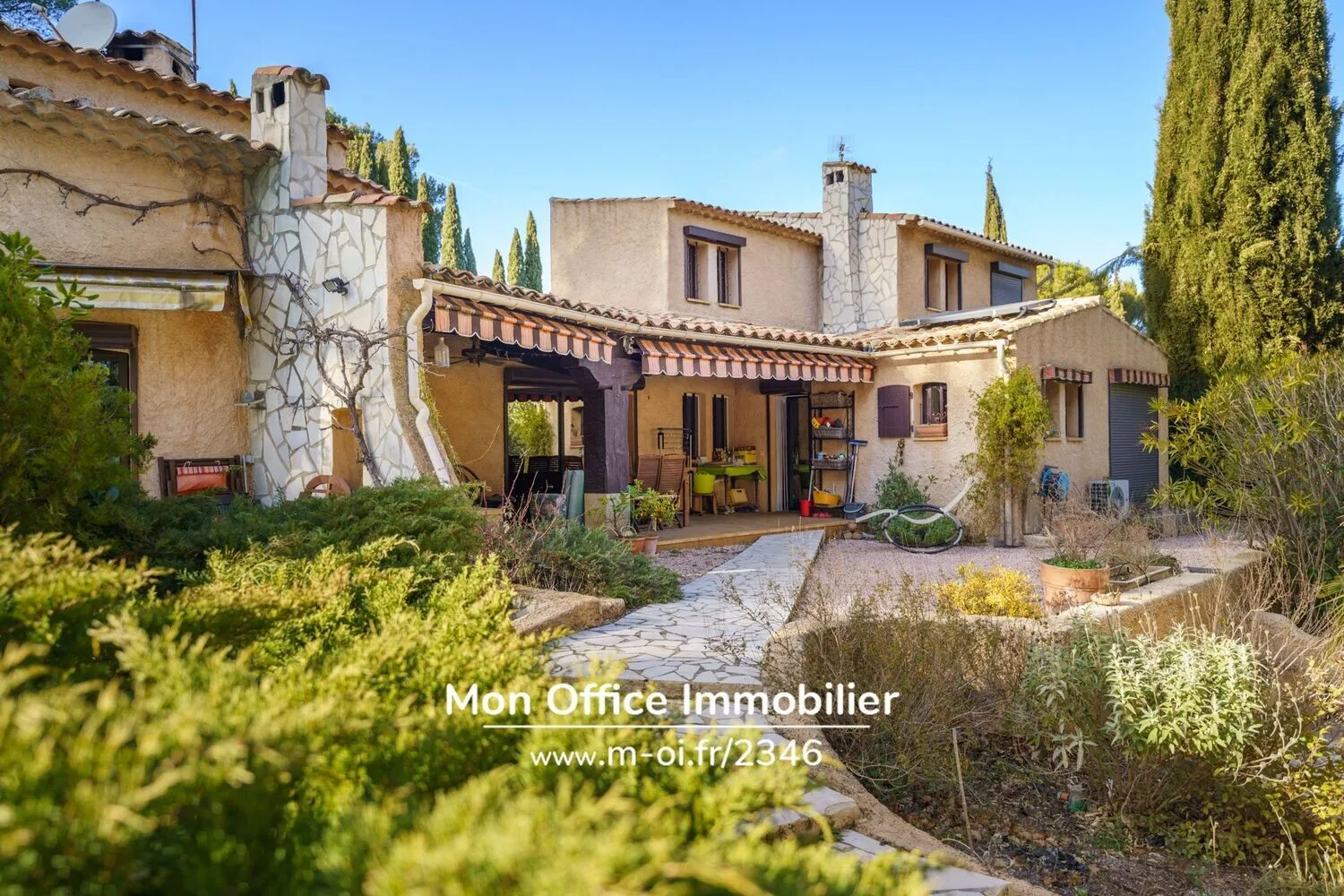 Photo 3 - VENDUE - Maison 7 pièces à Bouc-Bel-Air (13320) - Piscine - 203m2 sur 2100m2 - au calme - proximité des commerces