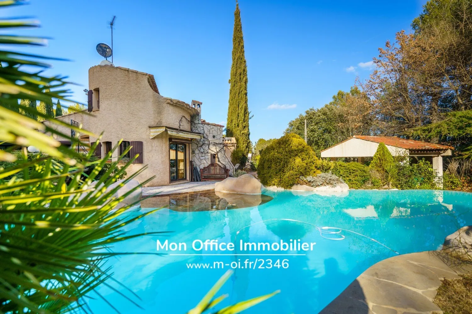 Photo 4 - VENDUE - Maison 7 pièces à Bouc-Bel-Air (13320) - Piscine - 203m2 sur 2100m2 - au calme - proximité des commerces