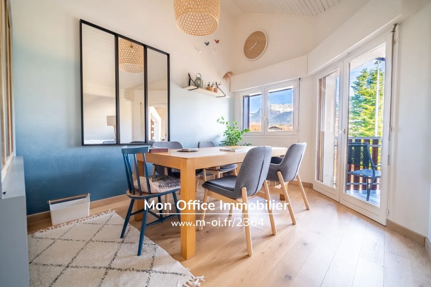 Photo 2 - Appartement T2 bis traversant à Annecy-le-Vieux (74940) - comble de stockage - cave - vue dégagée sur le Parmelan