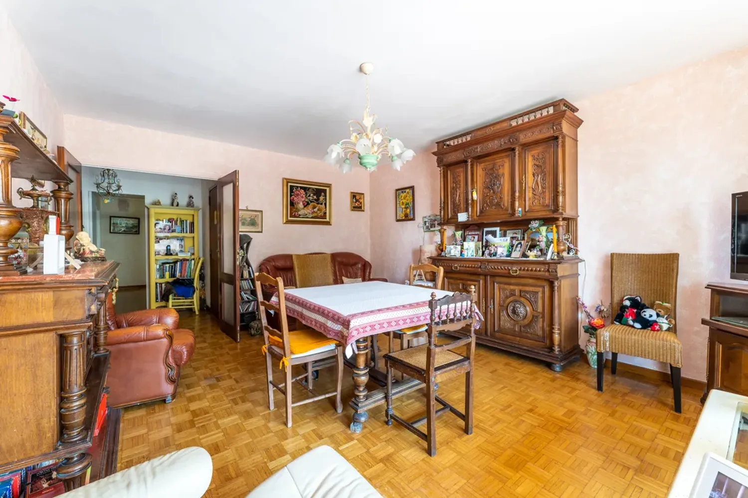 Photo 2 - Appartement 4 pièces à Marseille 4e Arrondissement (13004)