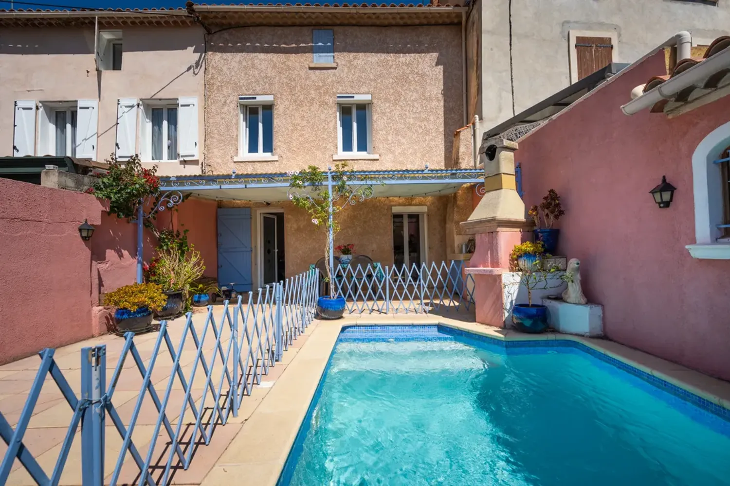 Photo 1 - Maison 5 pièces à Six-Fours-les-Plages (83140)