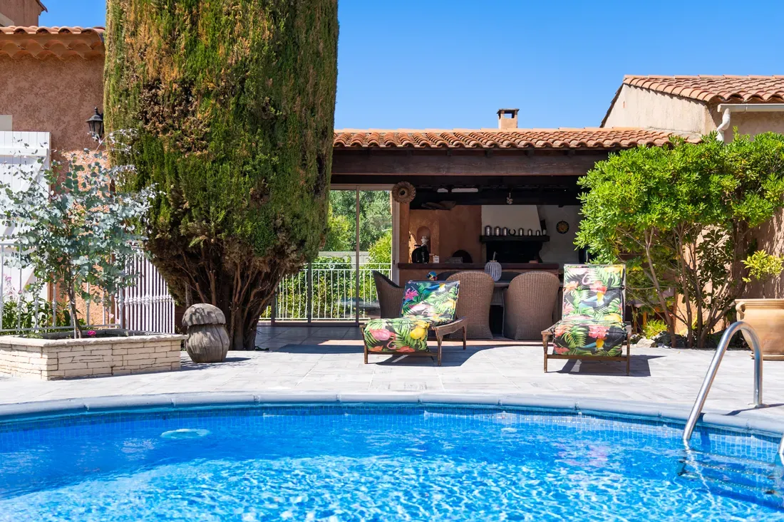 Photo 2 - Maison 4 pièces à Les Pennes-Mirabeau (13170) avec piscine et garage