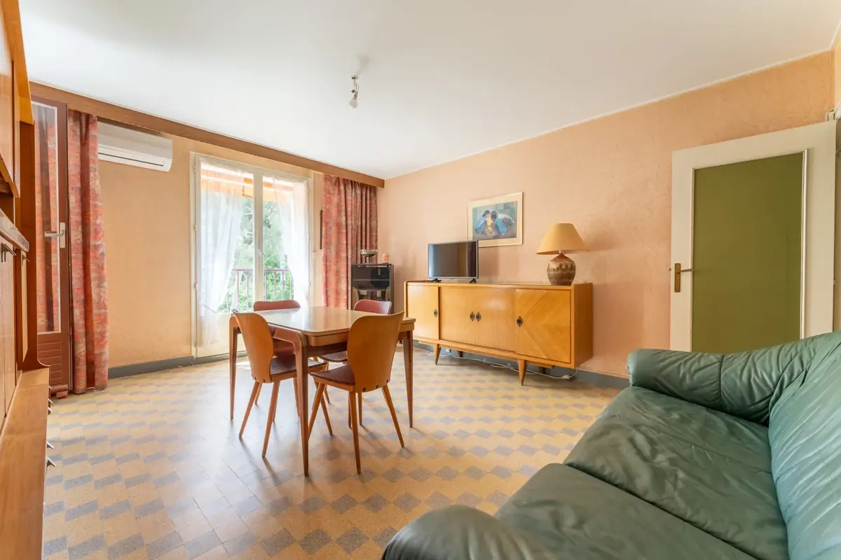 Photo 1 - Appartement 5 pièces dans le 8ème arrondissement