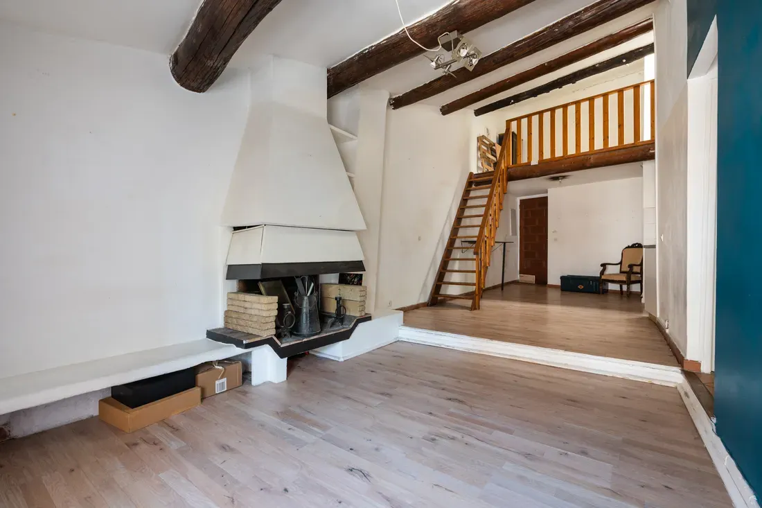 Photo 2 - Appartement 2 pièces avec mezzanine à Éguilles