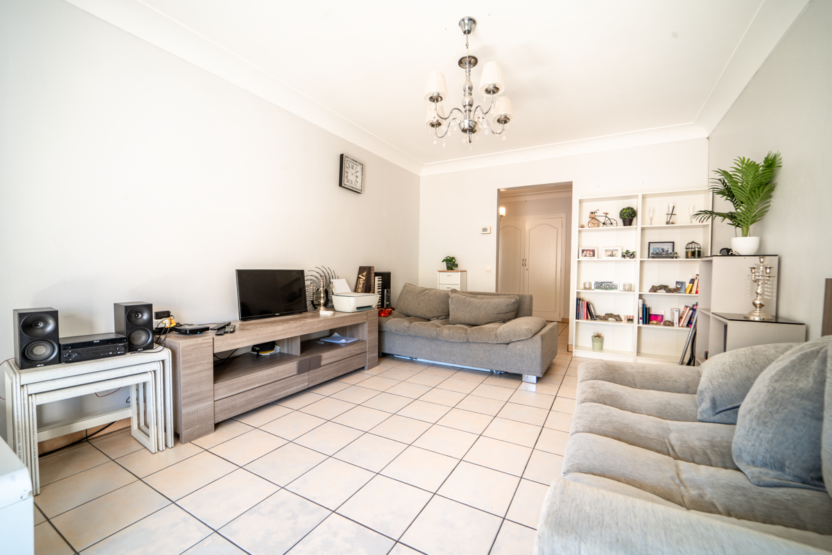 Photo 5 - Appartement 4 pièces traversant - parking privatif - cave - combles - garage possible en sus