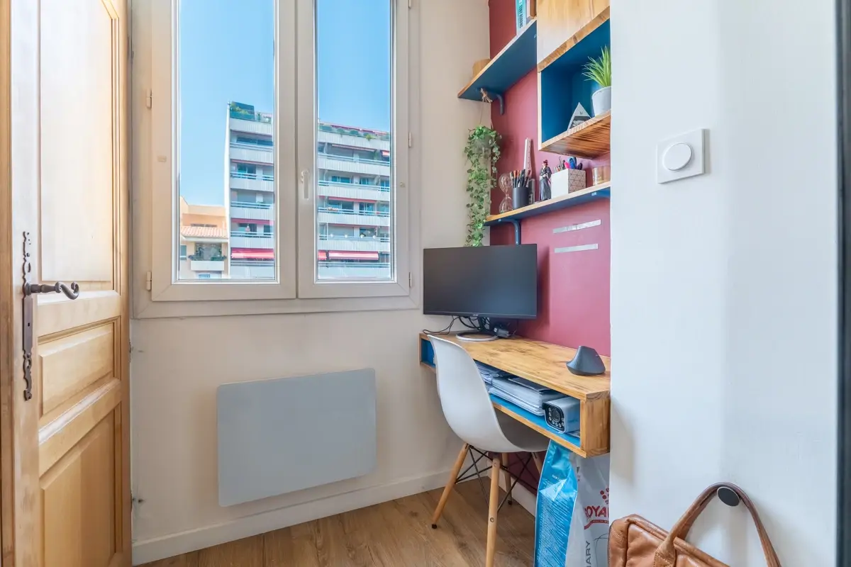 Photo 4 - En exclusivité appartement 2 pièces avec balcon
