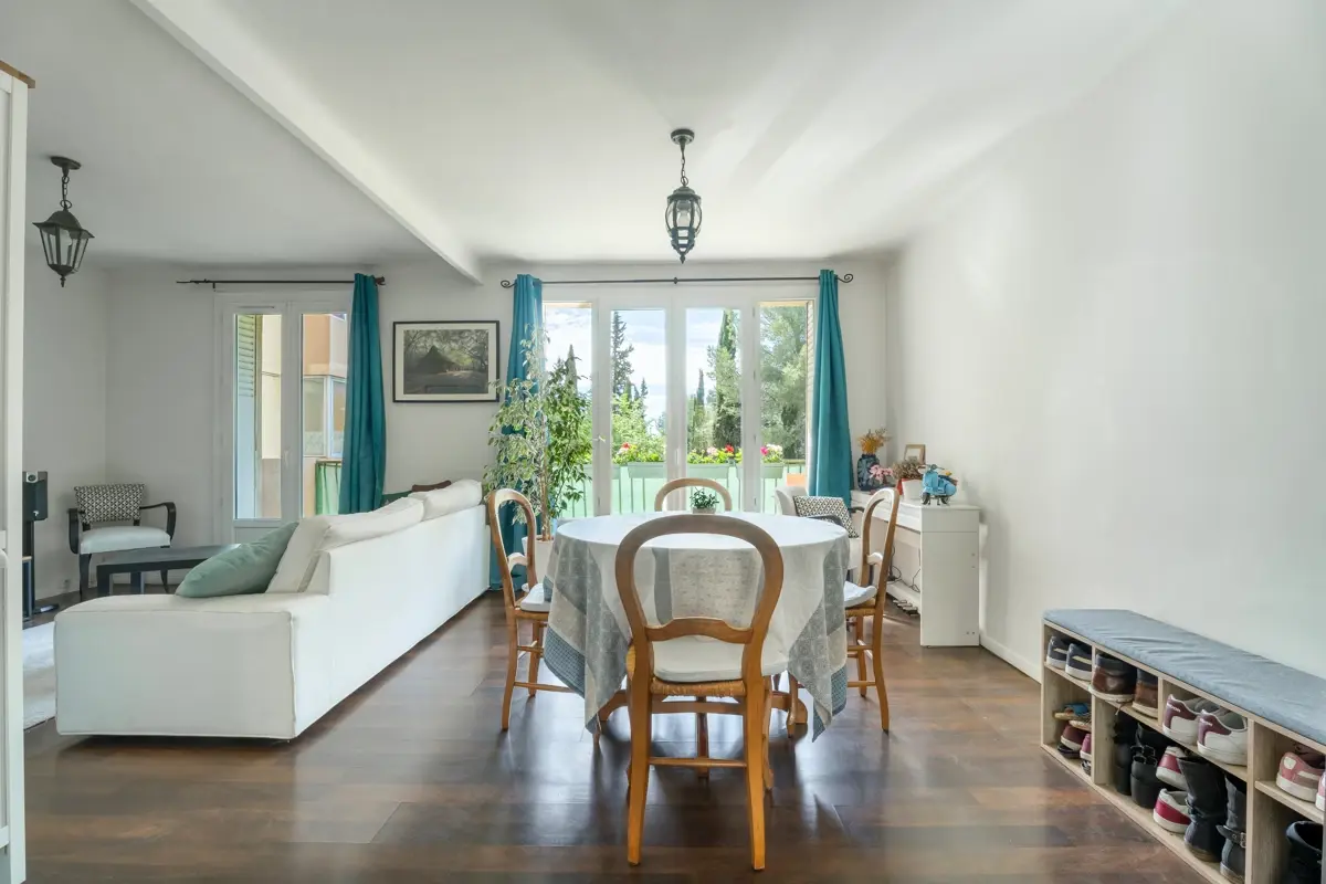 Photo 3 - Appartement T4 lumineux  Avec Balcon et Loggia