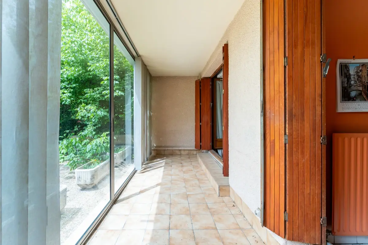 Photo 2 - Appartement 3 pièces à rénover avec jardin