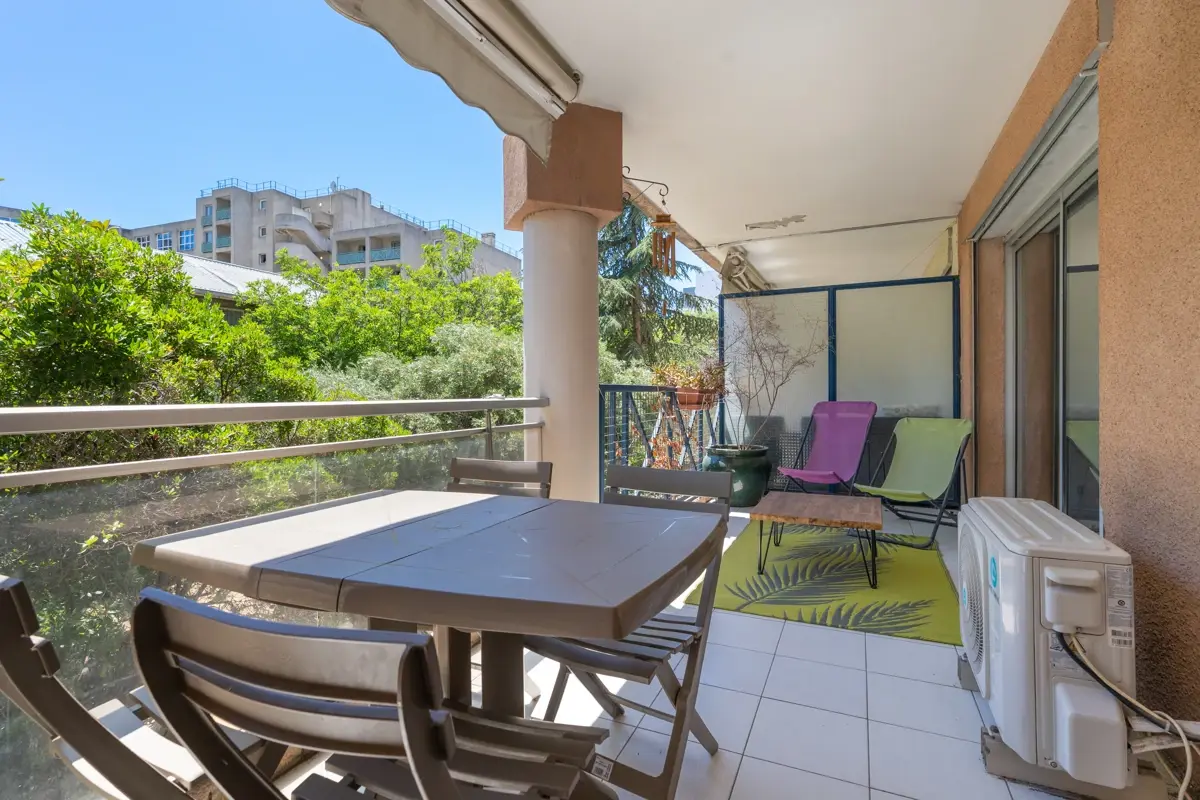 Photo 1 - En exclusivité appartement T3 avec terrasse exposée Sud