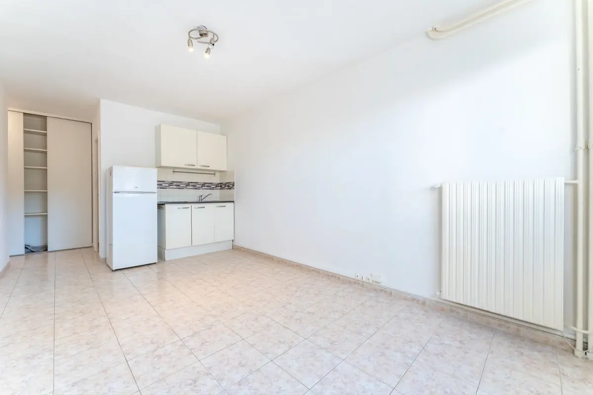 Photo 1 - Exclusivité studio 24m2  secteur Longchamps/Saint-Charles