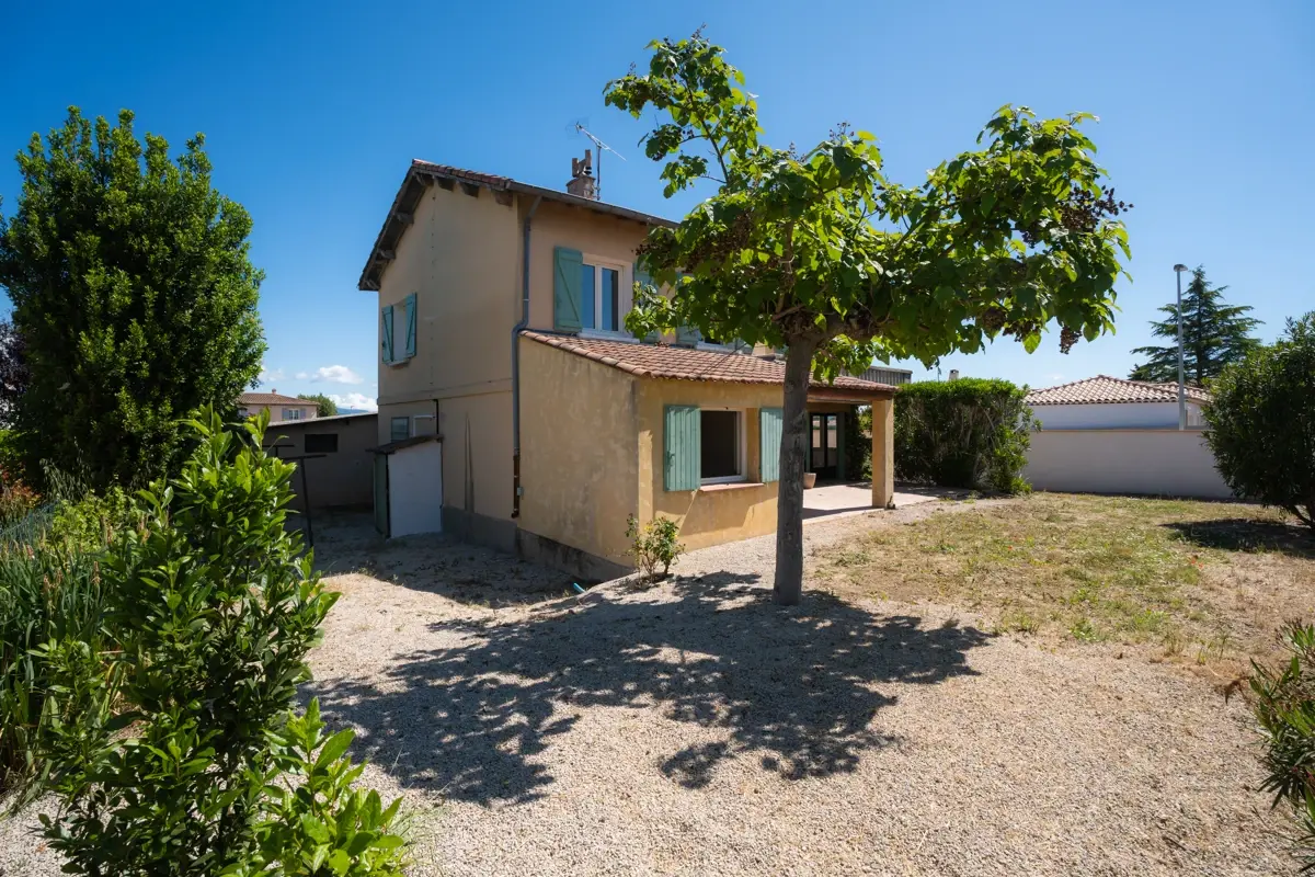 Photo 2 - Maison 6 pièce(s) à Le Puy-Sainte-Réparade (13610)