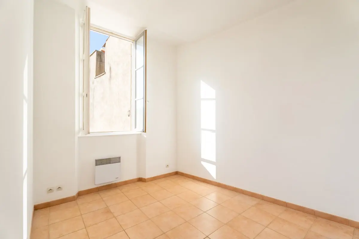 Photo 4 - Exclusivité Appartement T3 rénové à Marseille dans le 1er arrondissement de Marseille