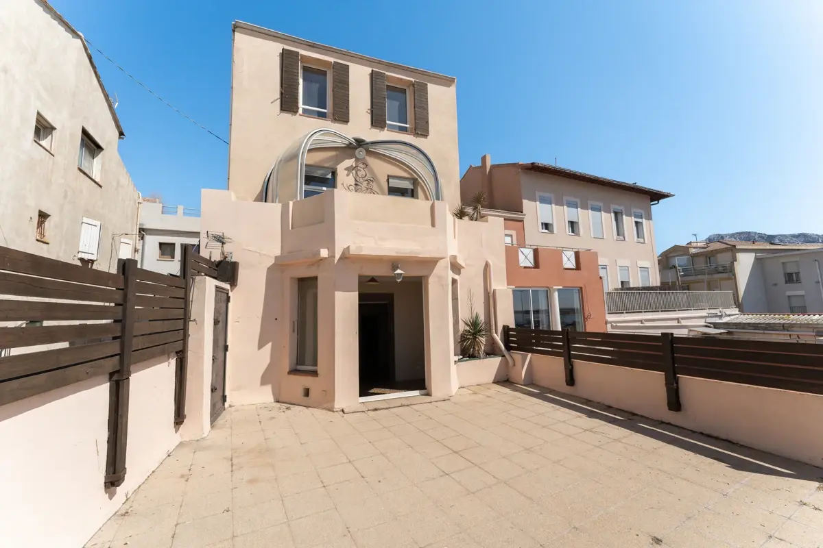 Photo 4 - Maison 5 pièces à Marseille 8e Arrondissement avec terrasses (13008)