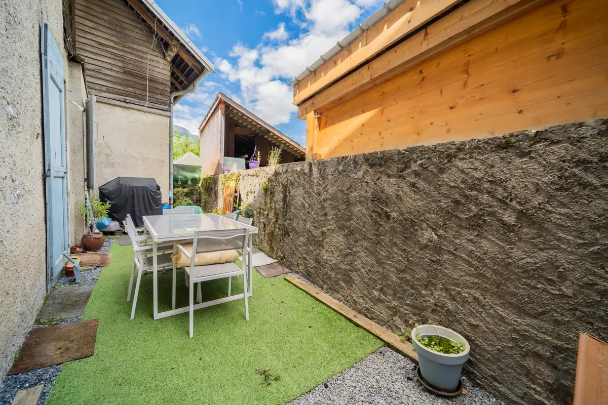 Photo 2 - Appartement 4 pièces - terrasse - cave - place de parking à Doussard (74210)