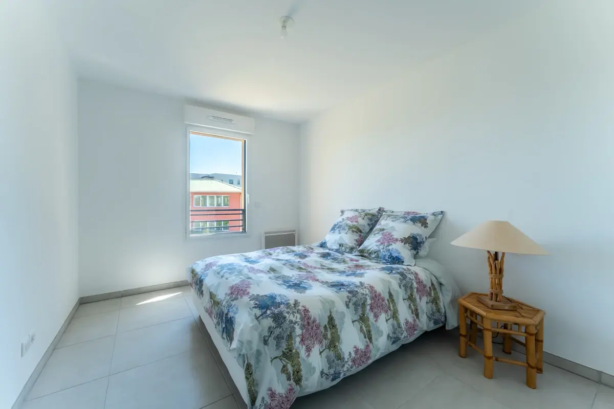 Photo 3 - Appartement - T3 - 66m2 - Terrasse - Parking - Aix-en-Provence - La Duranne - 13100