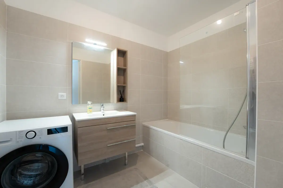 Photo 4 - Appartement - T3 - 66m2 - Terrasse - Parking - Aix-en-Provence - La Duranne - 13100