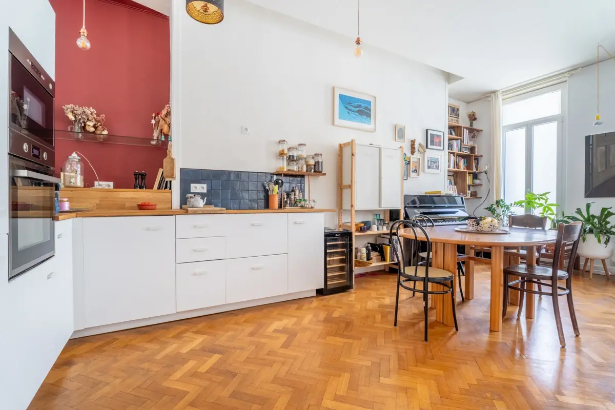 Photo 3 - Appartement 4 pièces à Marseille 6e Arrondissement rue dragon(13006)