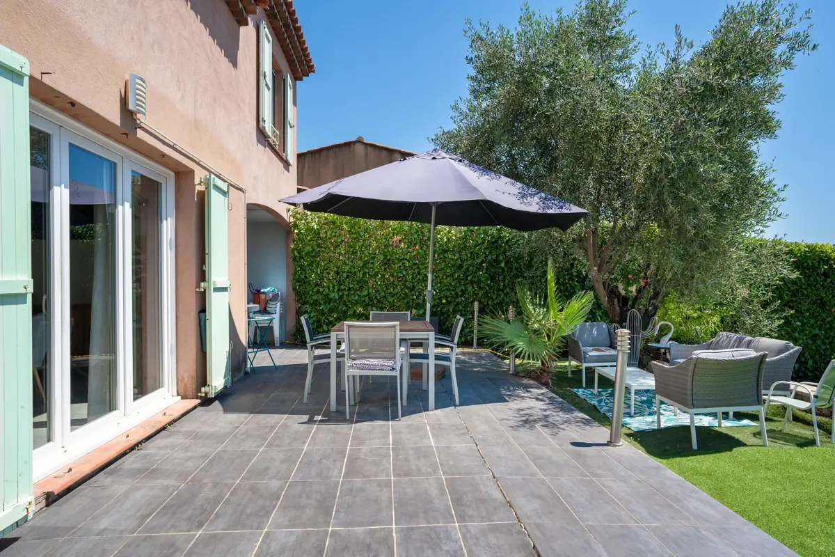 Photo 3 - Exclusivité Maison type 4 plus terrain ,piscine et dépendance à La Colle-sur-Loup (06480)