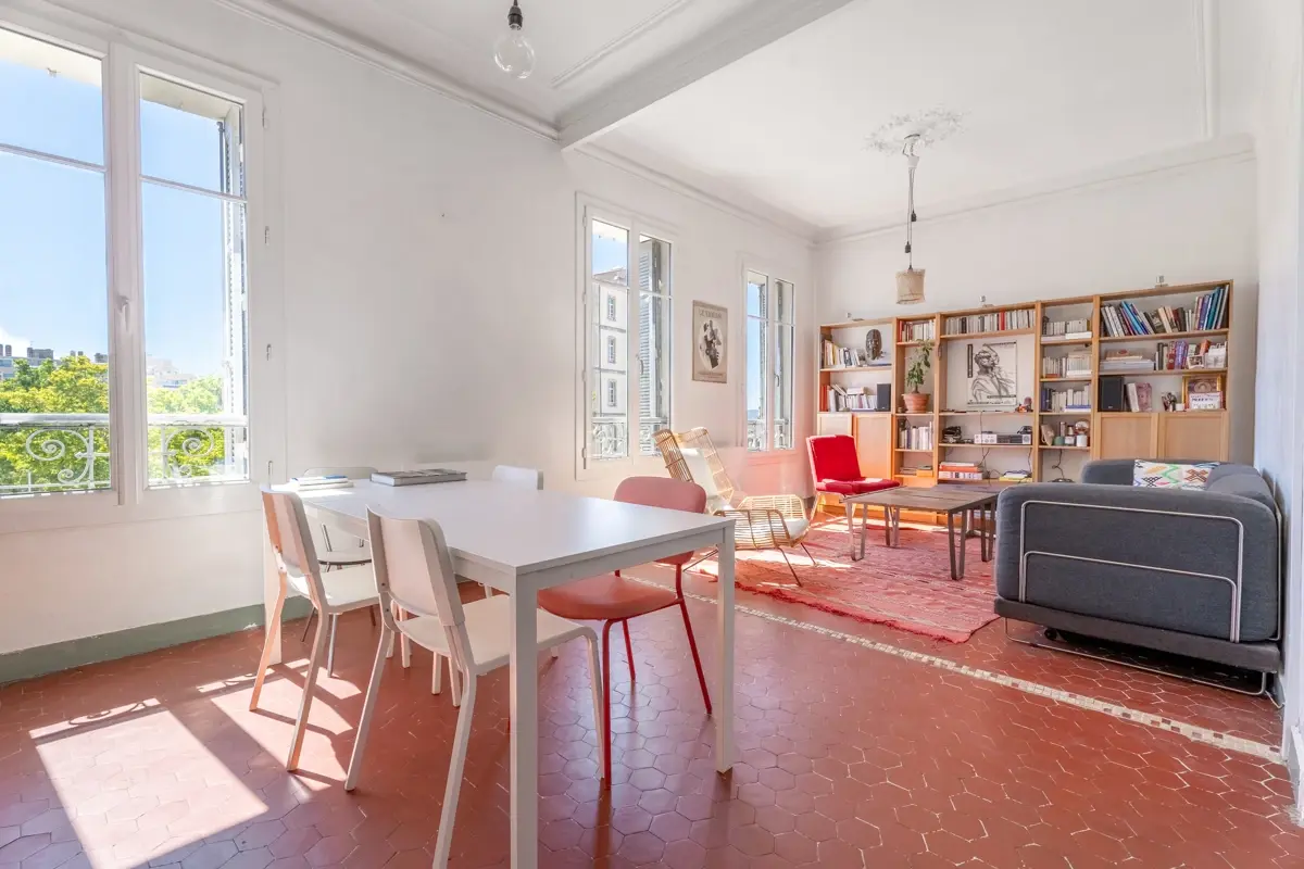 Photo 2 - En exclusivité appartement T3 quartier Longchamp
