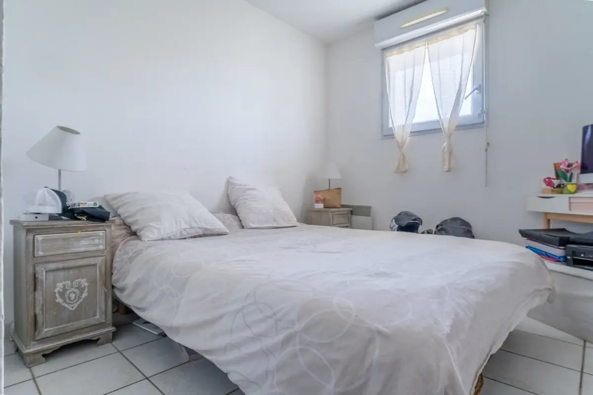 Photo 4 - Appartement de type 3 d'une surface de 63 m2 au dernier étage avec ascenseur et  terrasse 10 m2 plein sud 