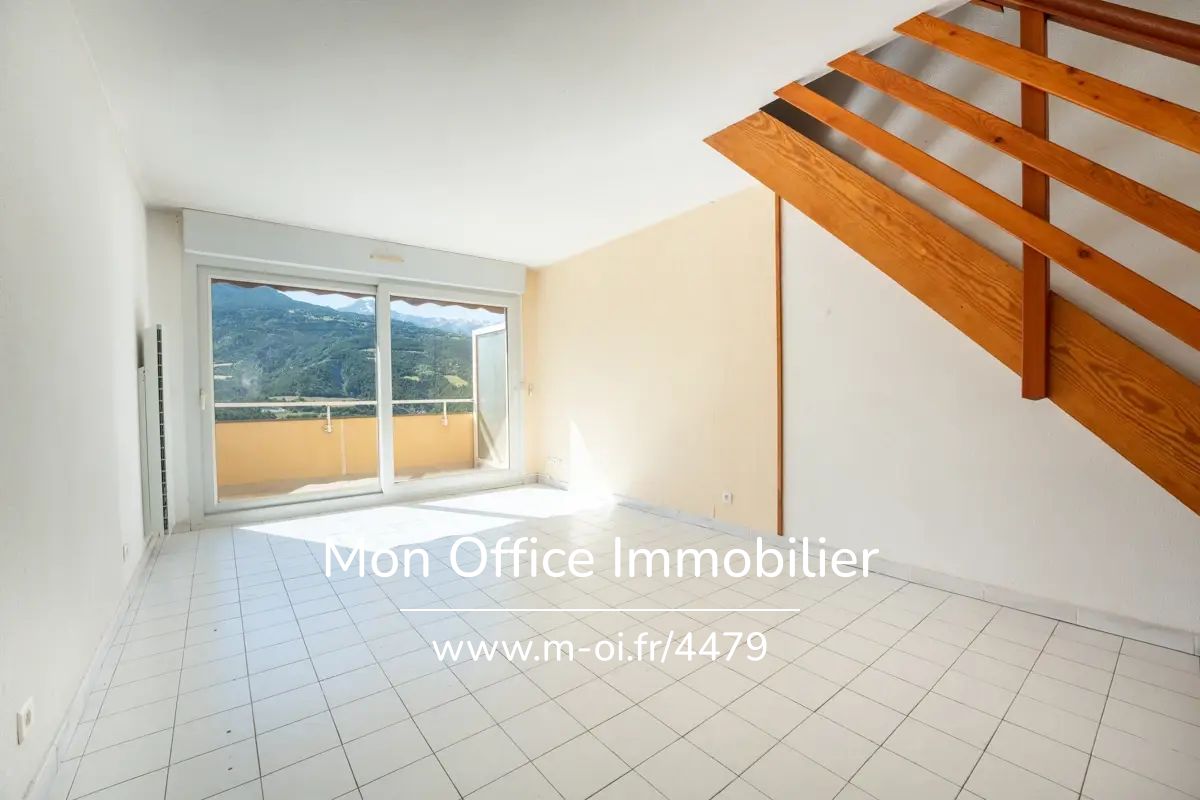 Maison 8 pièces - BELCODENE - 5 chambres + studio indépendant - calme absolu - rénovée - Piscine — 7