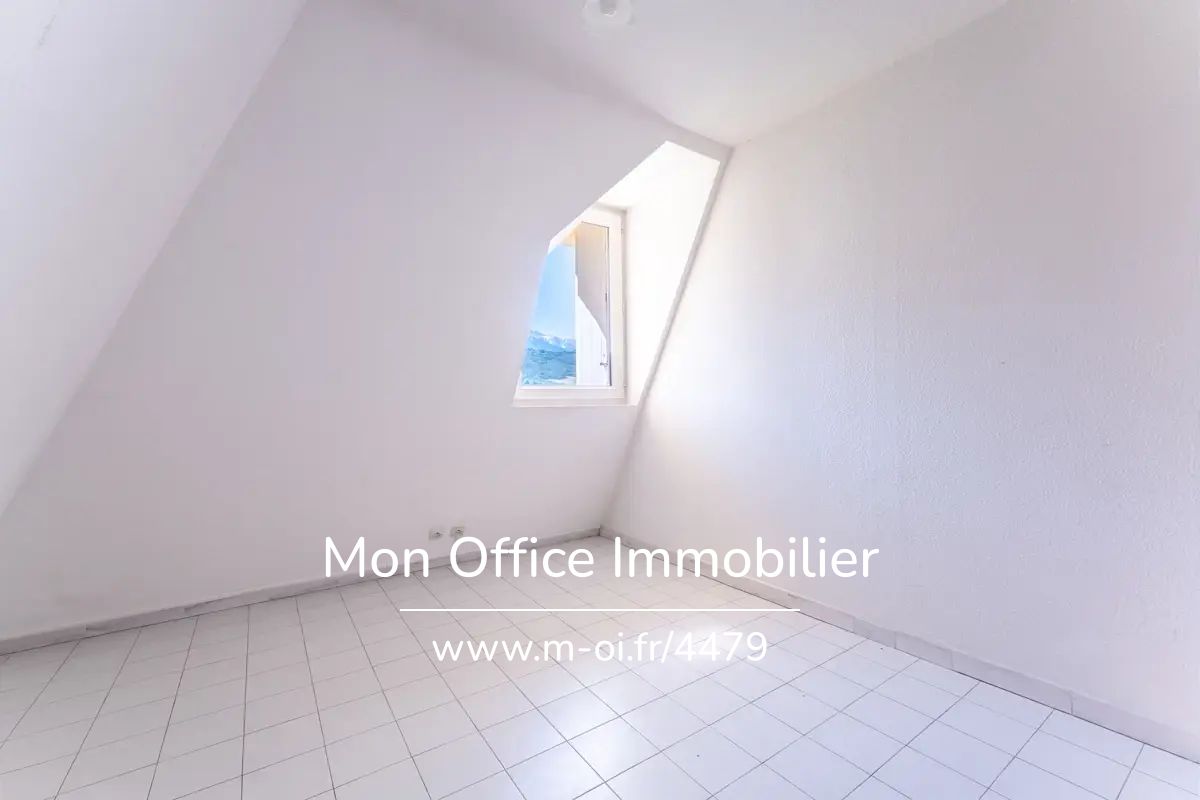 Maison 8 pièces - BELCODENE - 5 chambres + studio indépendant - calme absolu - rénovée - Piscine — 22