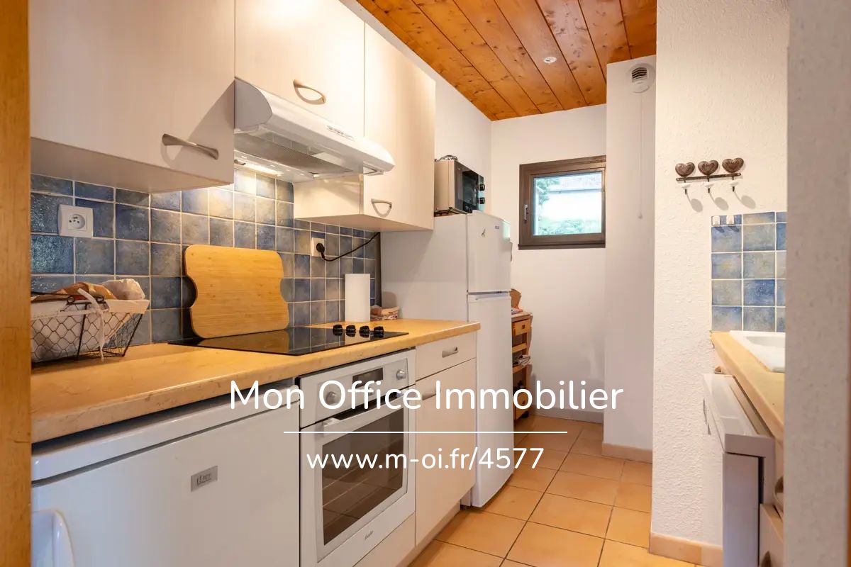 Appartement Type 4- dernier étage- Vue imprenable sur le Lac. — 13
