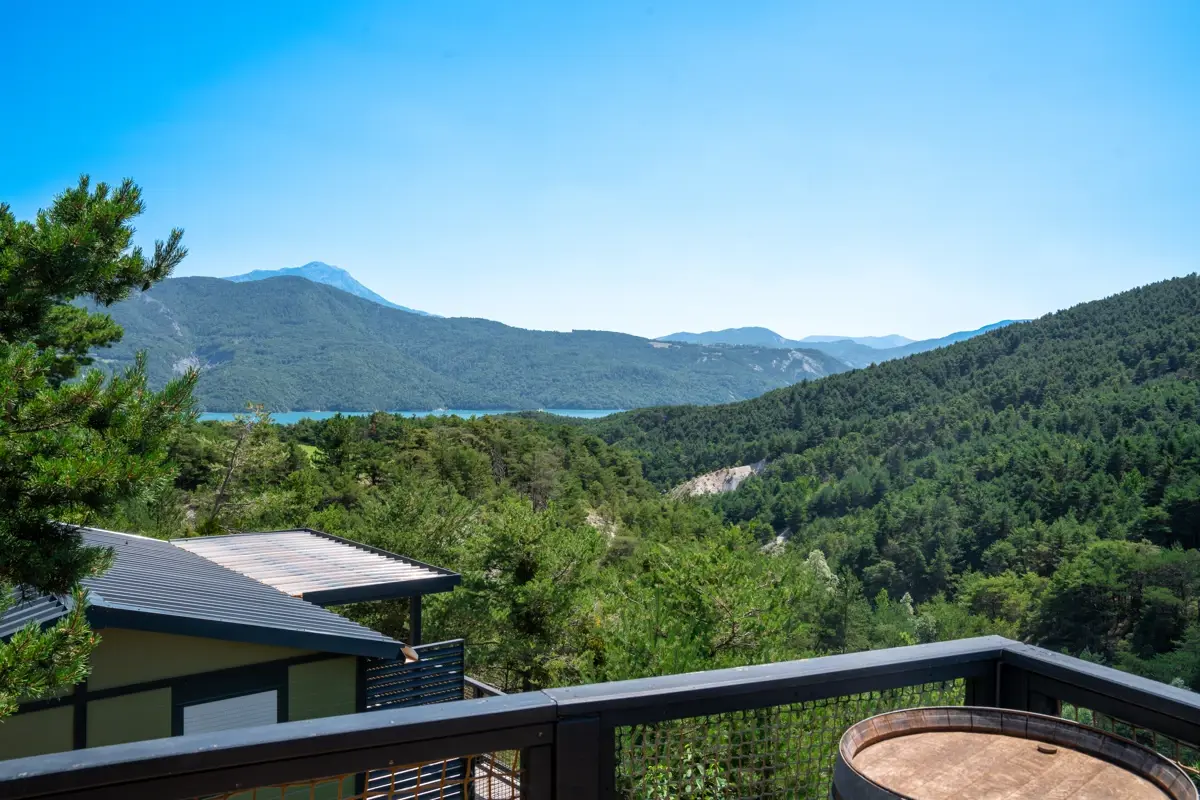 Photo 5 - Chalet T4 dans camping- 2 terrasses- vue lac- Baie Saint Michel. Chorges (05230) 