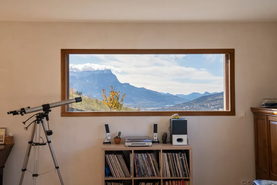 Photo 3 - Maison 6 pièces à Saint-André-d'Embrun (05200)