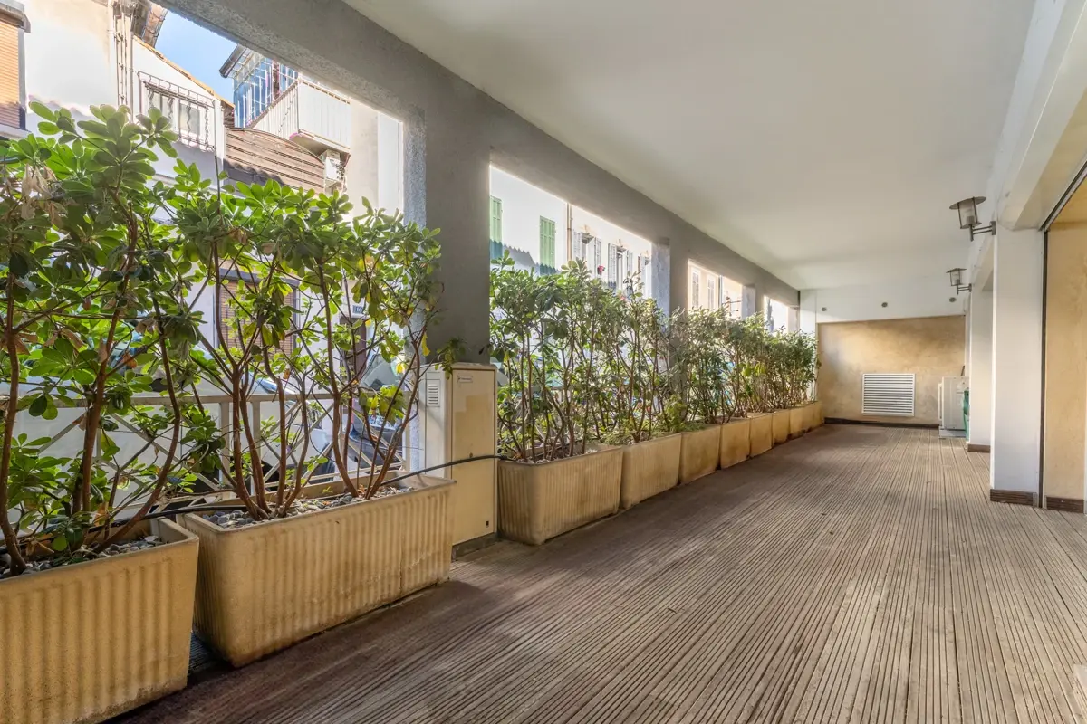 Photo 2 - Appartement 3 pièces avec terrasse à Marseille 4e Arrondissement
