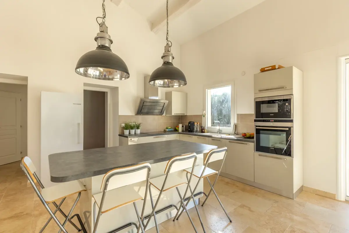 Photo 4 - Villa récente de plain pied  + piscine, au calme 