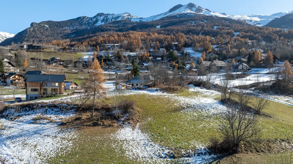 Photo 2 - Terrain constructible 3220m²- Les Orres (05200)