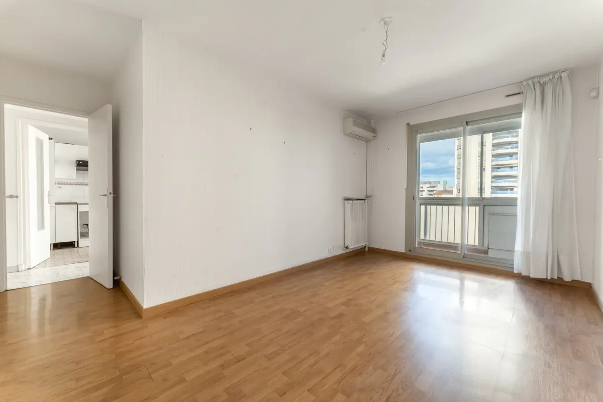 Photo 4 - Appartement 3 pièces avec extérieurs et cave dans le 8ème arrondissement