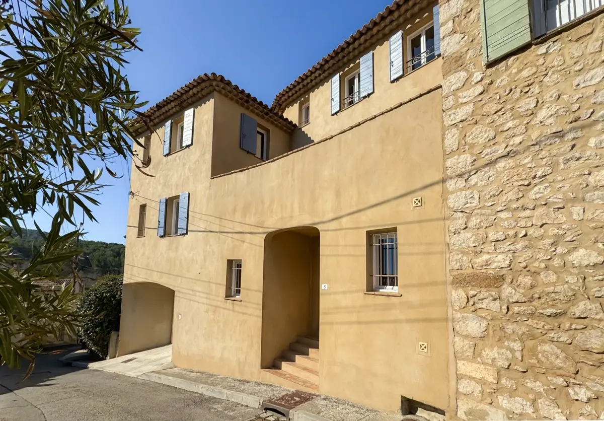 Photo 1 - Maison de village 5 pièces avec terrasse et garage à Cabriès