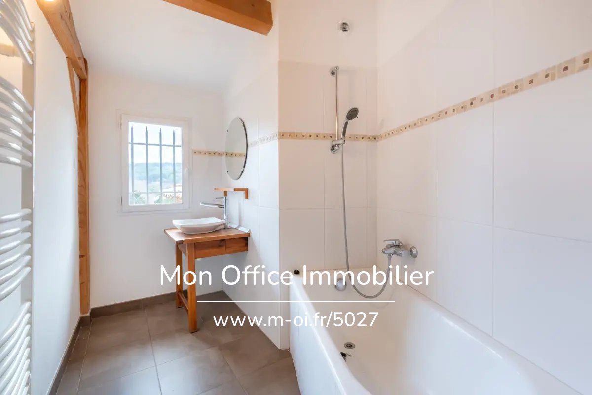 Maison de ville et d'architecte/VENDUE:2 suites avec salles d'eau- Atelier chauffé - belles prestations - Calme — 28