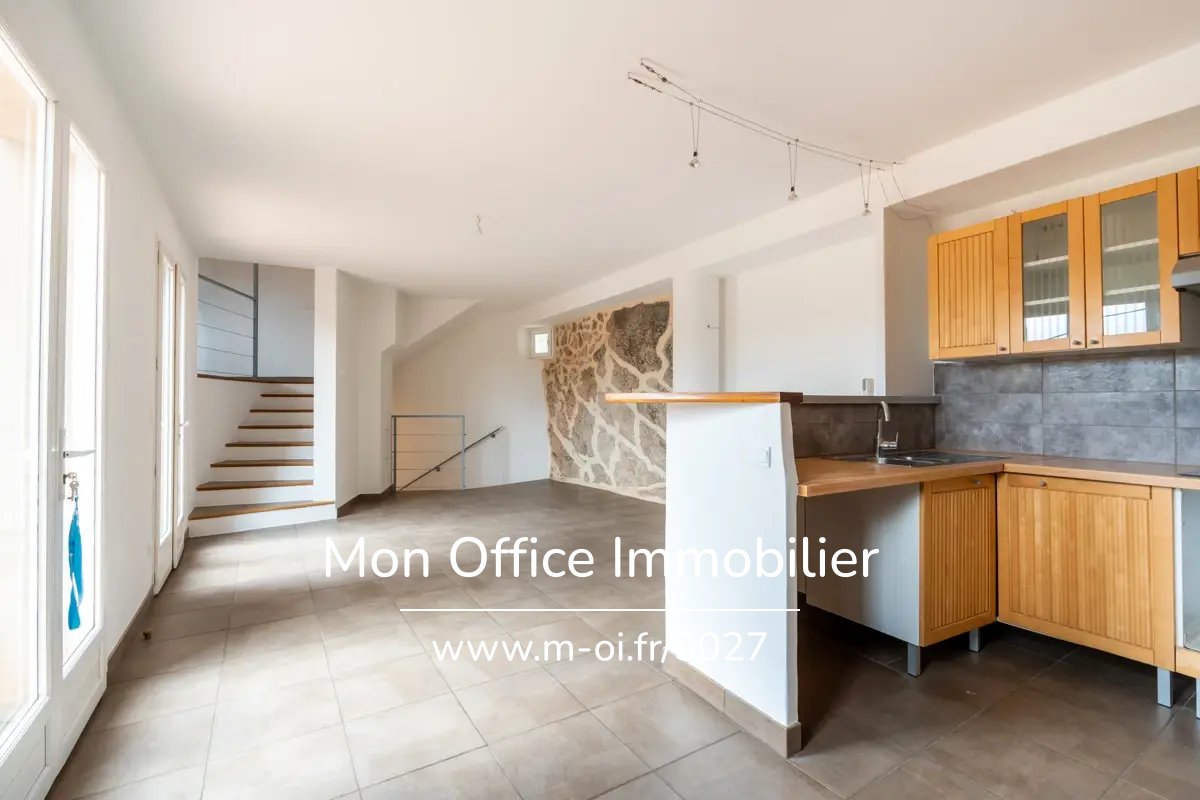 Maison de ville et d'architecte/VENDUE:2 suites avec salles d'eau- Atelier chauffé - belles prestations - Calme — 10