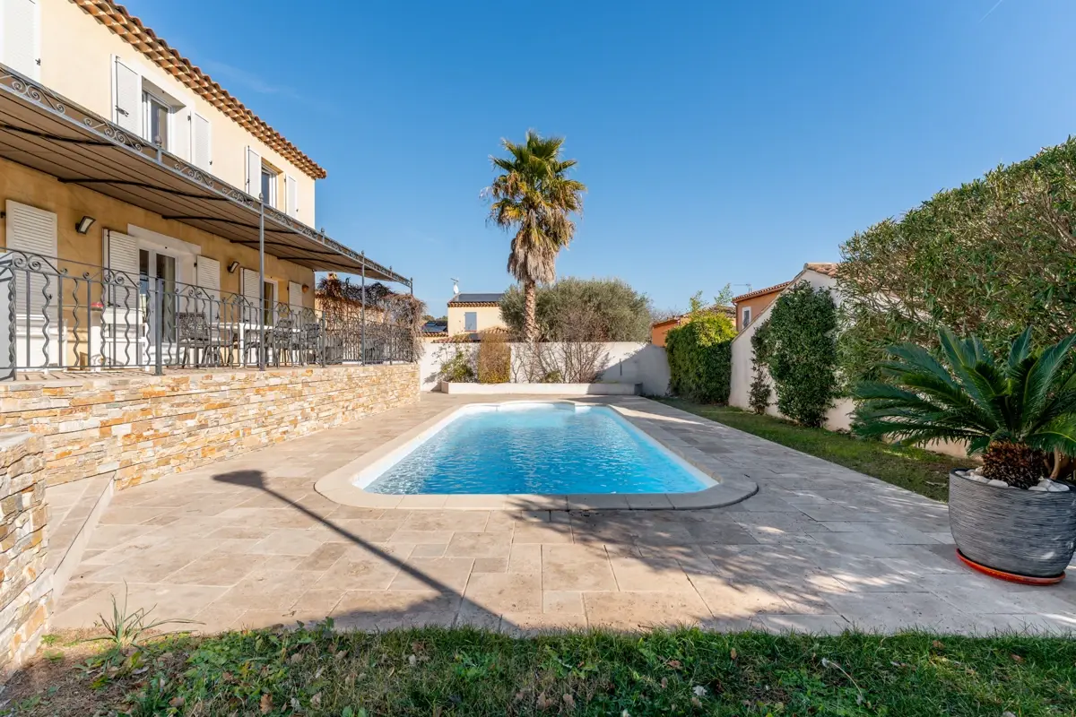 Photo 2 - Maison 4/5 pièces 115 m² - jardin + piscine + garage