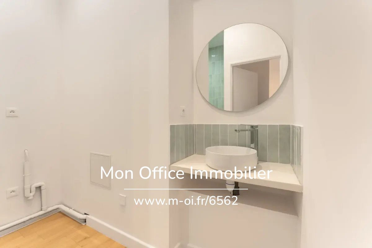 Type 3 de 61m² - balcon - Centre-Ville Embrun — 13
