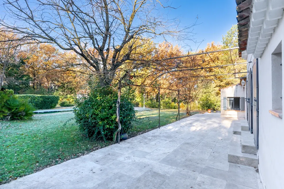 Photo 3 - Maison familiale au calme absolu avec piscine  -  Puy-Sainte-Réparade