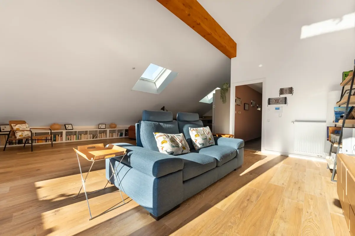 Photo 3 - Dernier étage de 128m² - vue panoramique - proche centre ville.