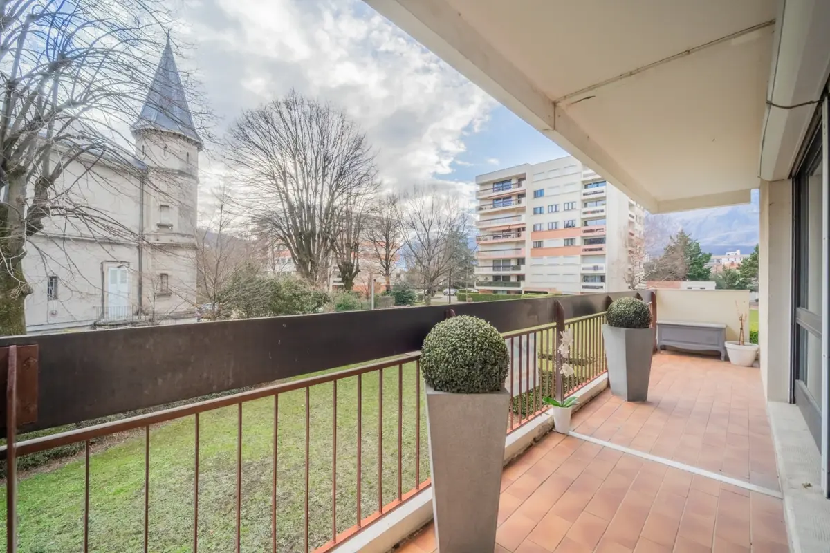 Photo 3 - Appartement 4 pièces - Échirolles quartier de la commanderie 