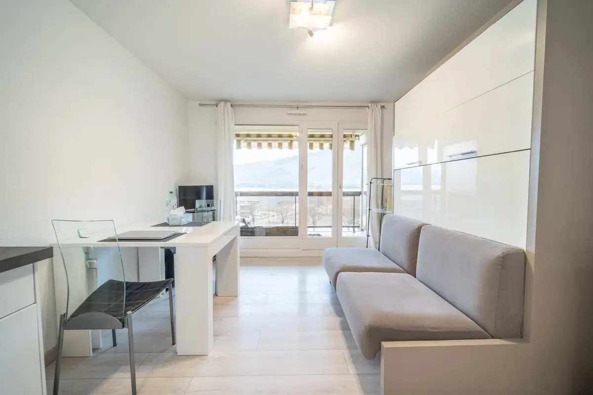 Photo 2 - Appartement studio - Terrasse de 10m2 - à 100m du lac - Vue lac et montagnes