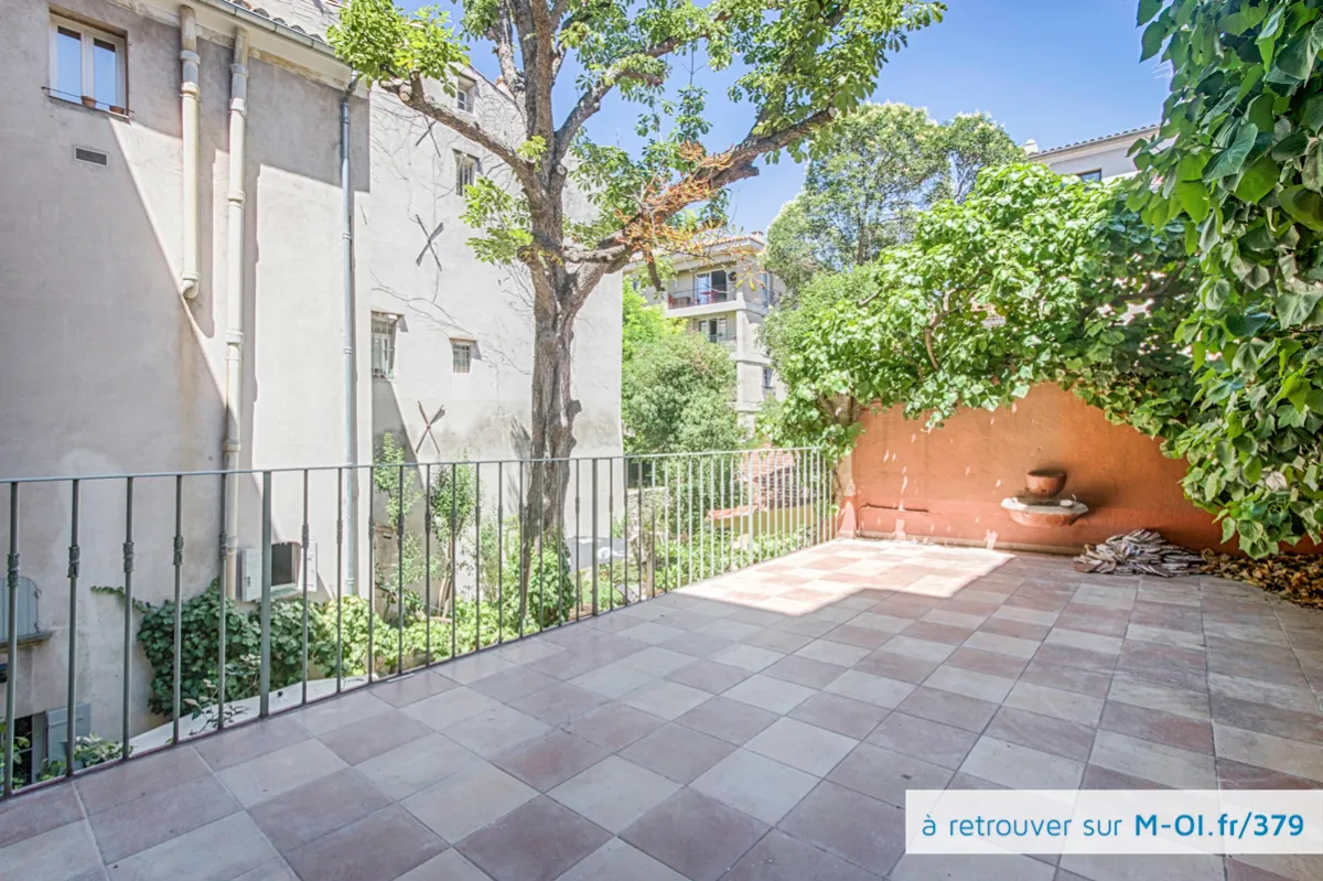 Photo 2 - SOUS COMPROMIS - 13100 AIX EN PROVENCE - Appartement rénové 116m2 + Terrasse 24m2 - hyper-centre avec stationnement 
